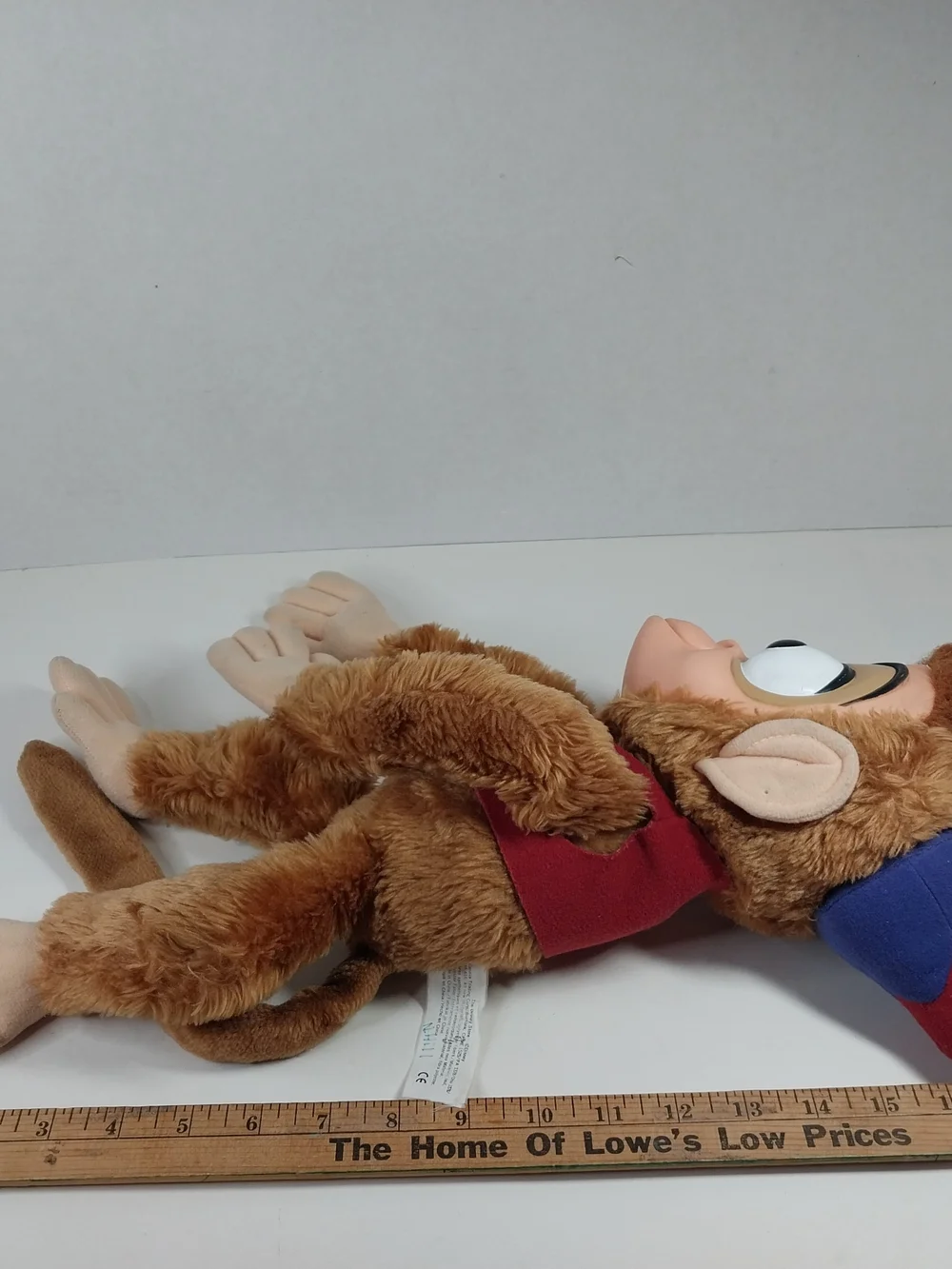 Vintage Disney Store Aladdin 18
